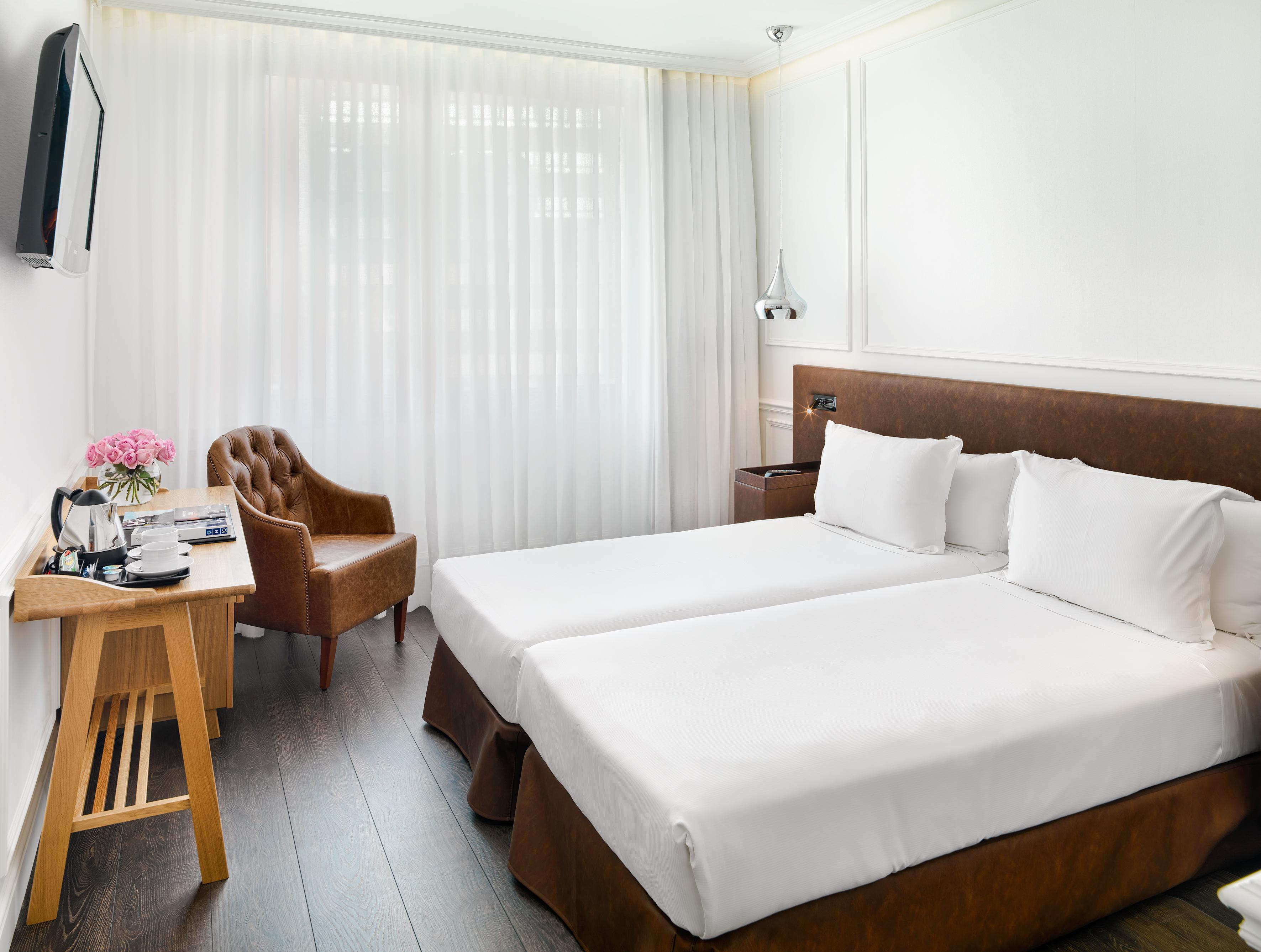 เฮช10 อิตาคา โฮเต็ล Hotel บาร์เซโลนา ภายนอก รูปภาพ